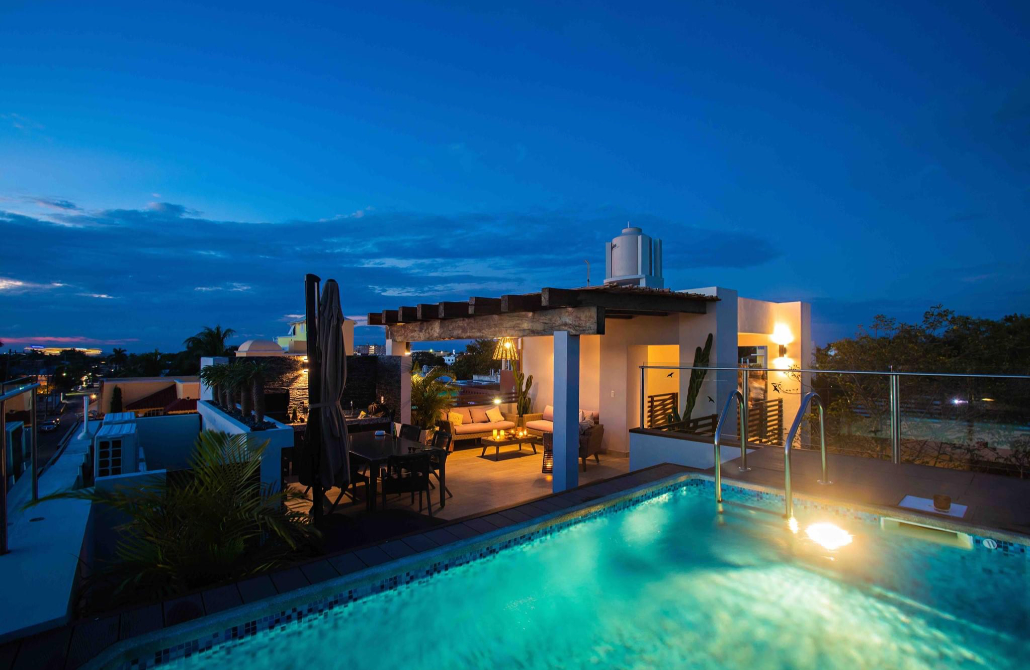 Treetop Cozumel top of the line 1 bdrm suites